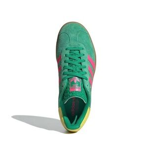 Adidas Women's Green and Pink Sneakers  new in box -306999